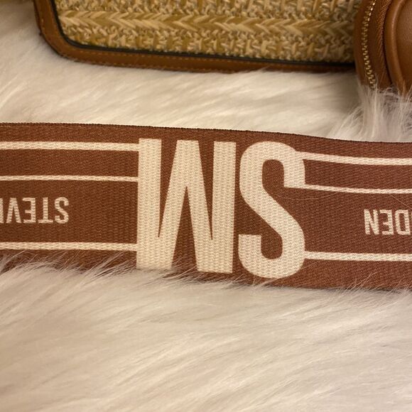 NWT Luxury Steve Madden Crossbody Bag w/AirPod Case - Cognac - Picture 8 of 8